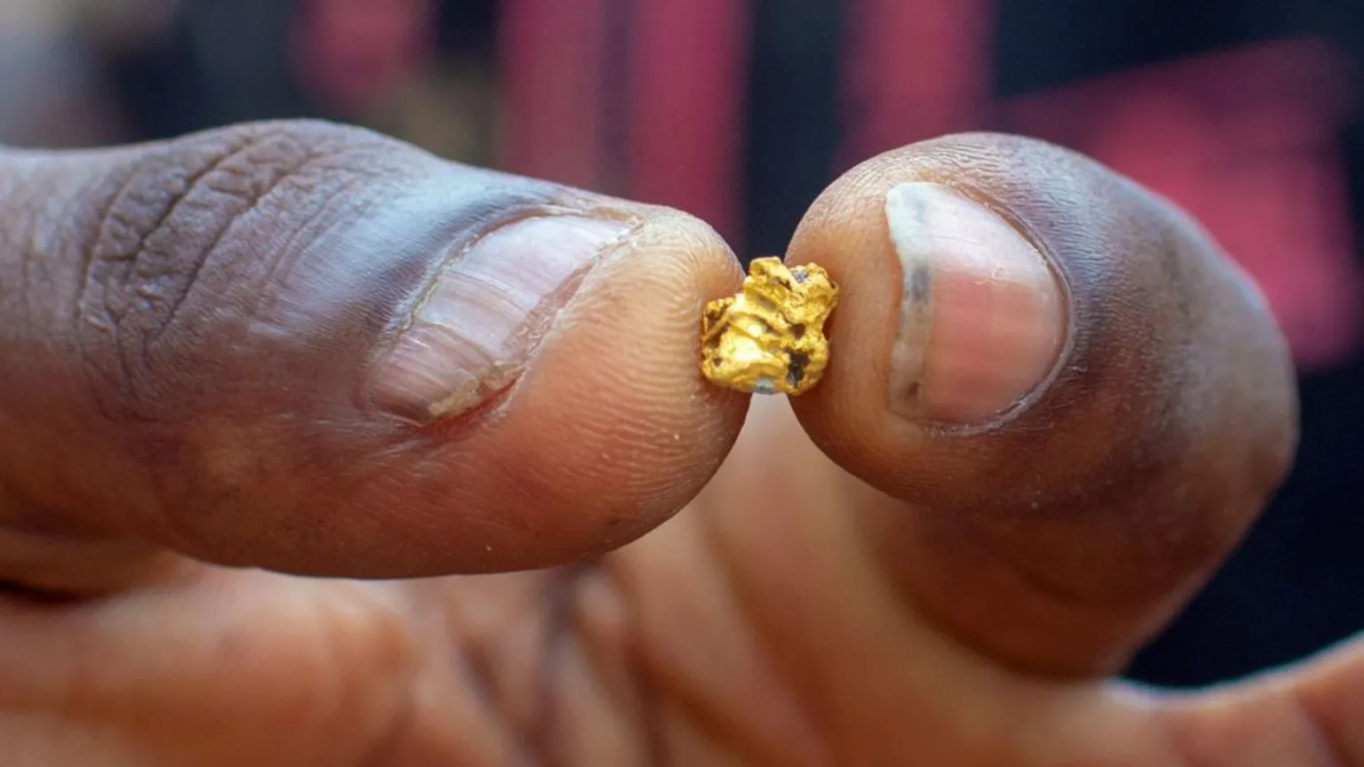 Ghana's artisanal gold sector poised to match or exceed 2025 record as output surges