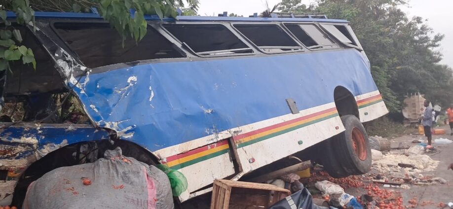 At least 13 dead in triple-vehicle collision on Kumasi-Accra Highway near Konongo