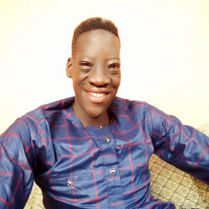 Abdul-Samed Sulemana: Ghana mourns death of tallest man after gigantism battle