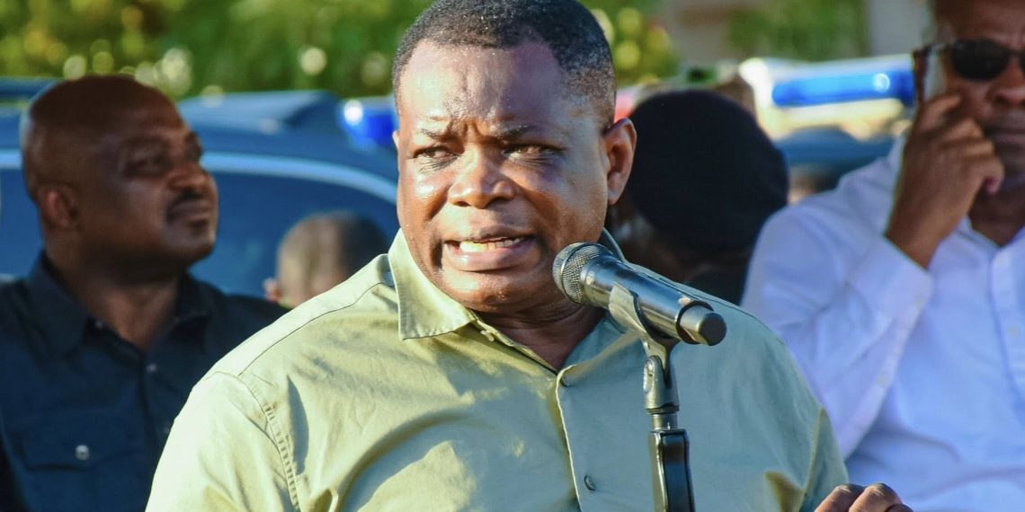 Road Minister Tightens Contractor Accountability: Payment Deductions Loom for Poor Schedule Compliance