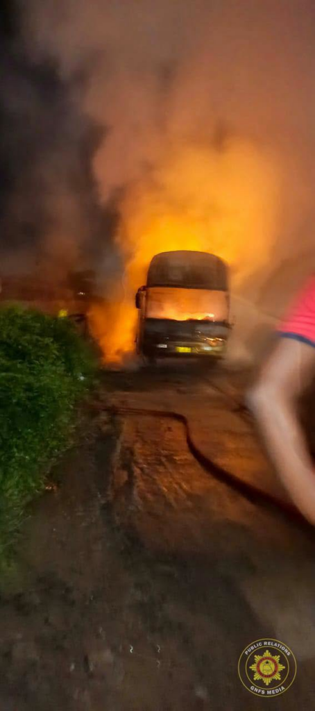 Yutong bus gutted by fire on Mankessim-Accra highway; all passengers safe