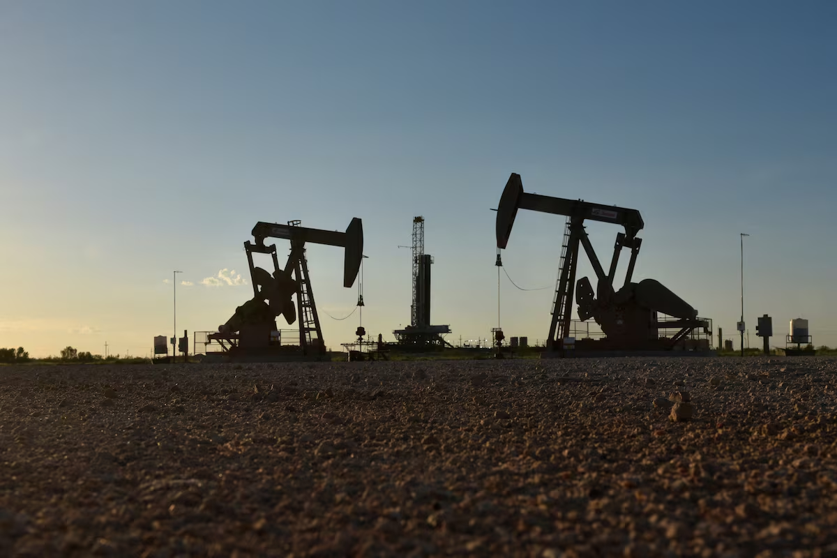 Global oil prices fall as Iran-Oman talks offer hope for Strait of Hormuz reopening
