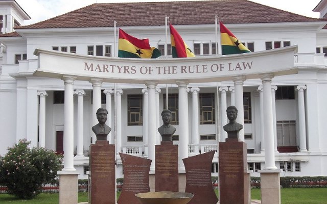 Supreme Court to decide fate of judges sitting during legal vacation