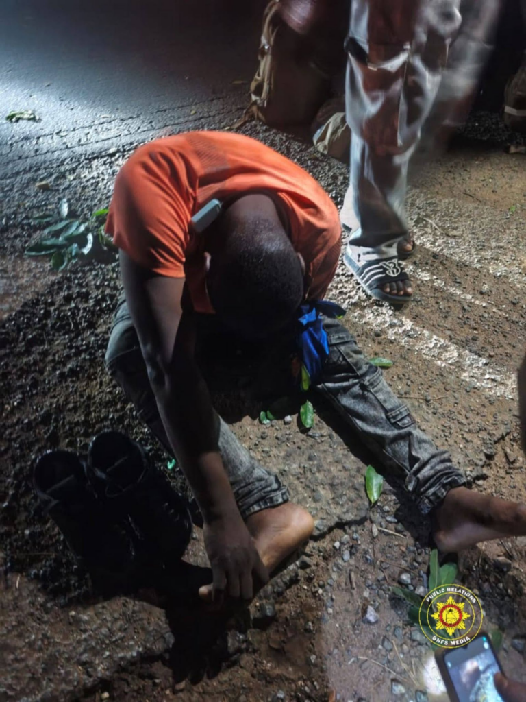 18 injured as northbound bus overturns on Tema-Akosombo highway