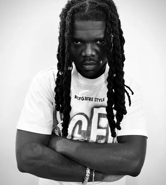 Maxzy Returns with Vulnerable Breakup Ballad 'Tell on You,' Prioritising Accountability Over Pride