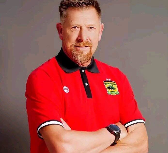 Asante Kotoko part ways with Eric Tinkler after just three months in charge