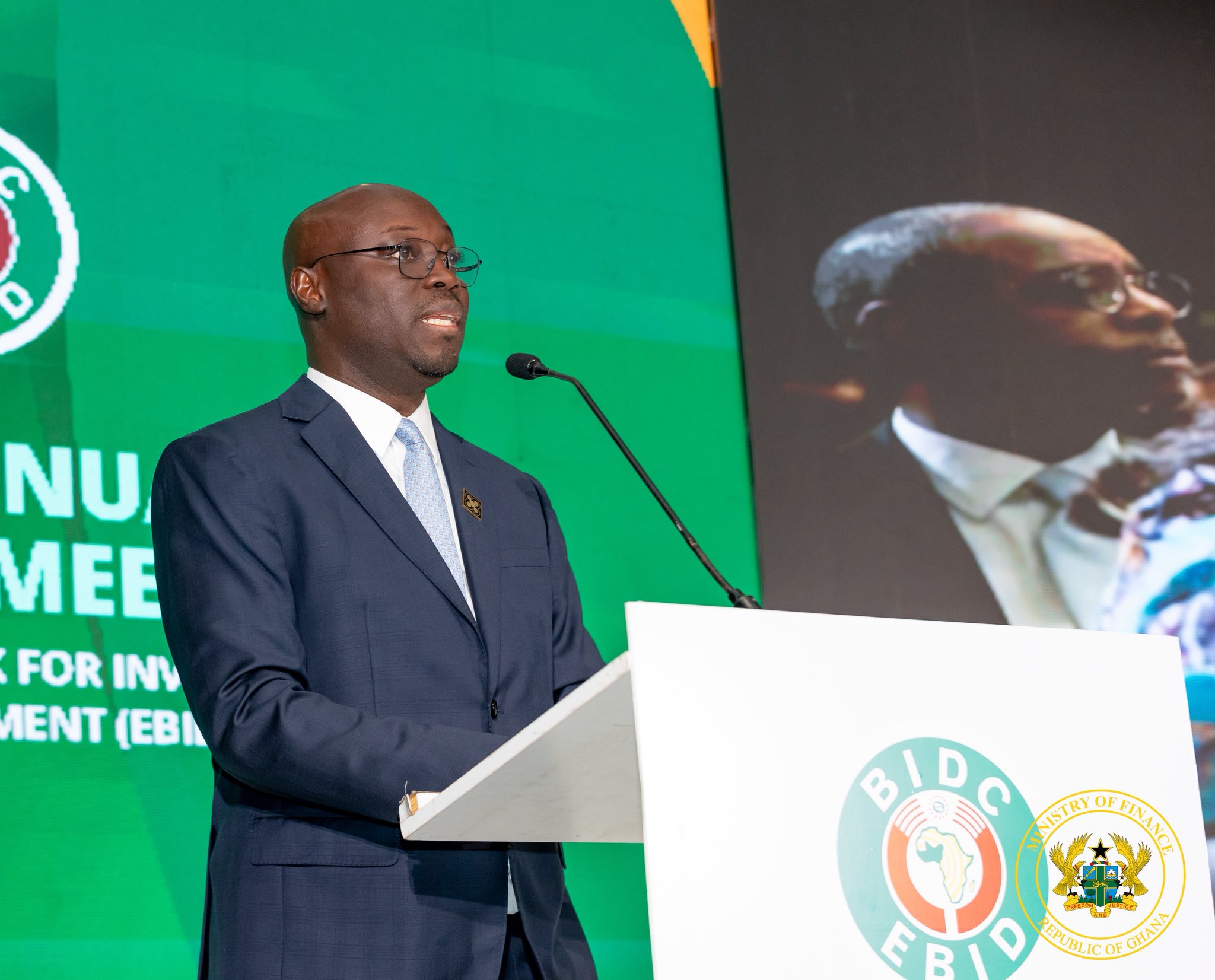 Ghana's 2026 Current Account Surplus Surges to 7.8% on Strong Gold and Oil Exports