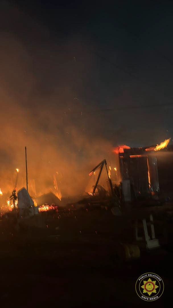 Fire Service Saves Nearby Structures in Swift Agringanor Commercial Fire Response