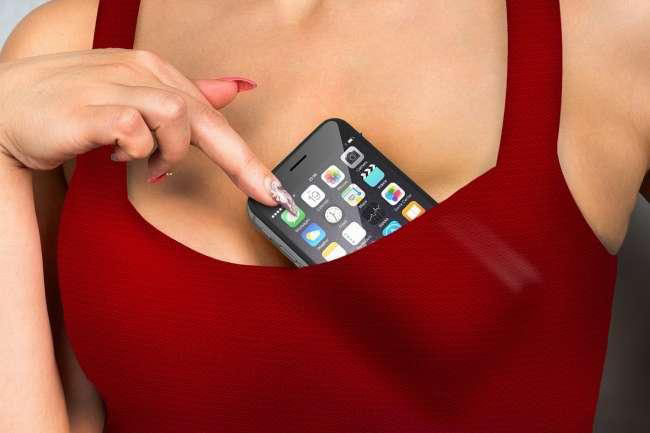 Health Risk Alert: Why Ghanaian Women Should Stop Storing Phones and Money in Brassieres