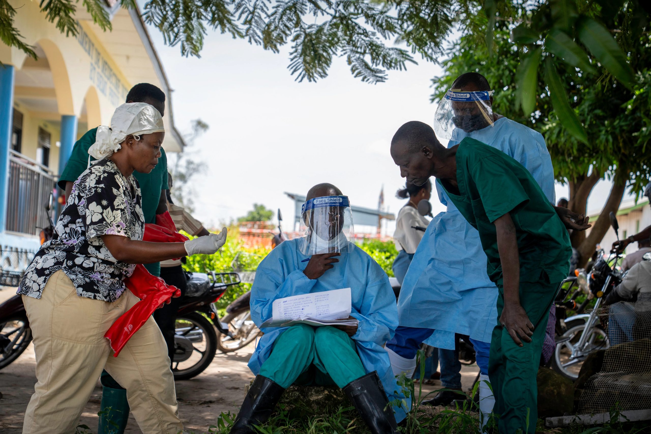 Kenya records first Ebola death; disease spreads as regional threat grows