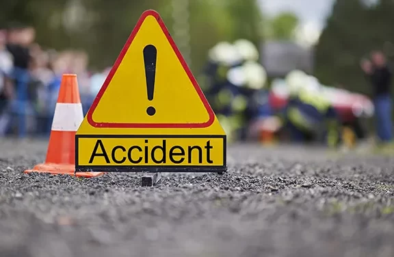 22 injured as overloaded Sprinter bus crashes near Sege; tyre burst blamed